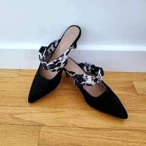 Paloma kitten heel mules